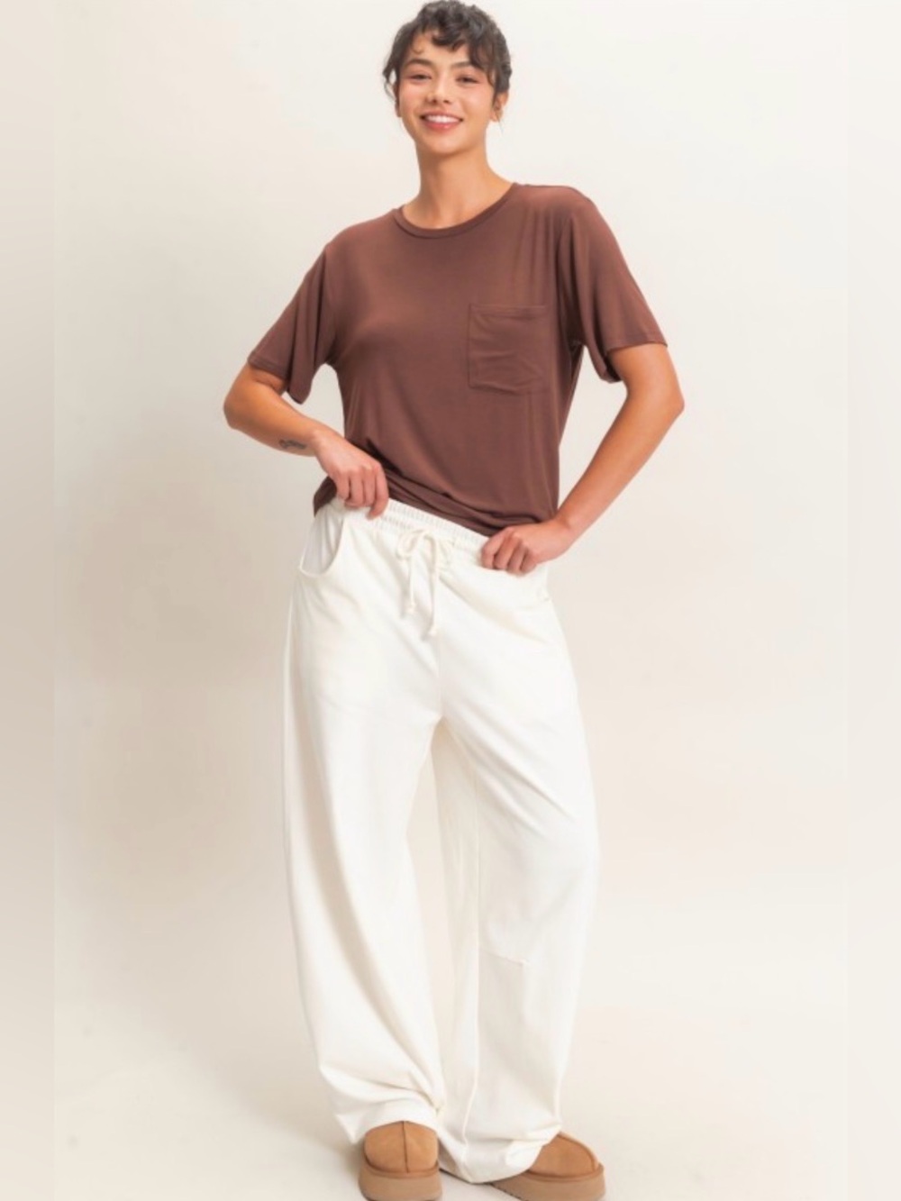107 Cream barrel sweatpants